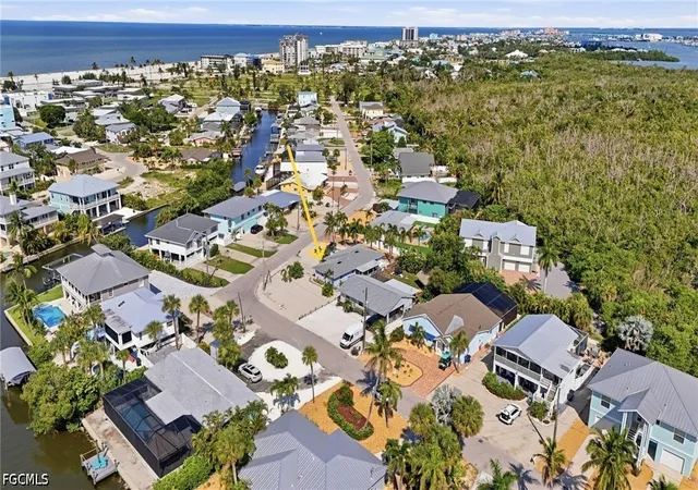 Photo 2 of Single family home for sale at 345 Donora Blvd, Fort Myers Beach, FL 33931 | MLS# 2026031590 | Listing updated on 2026-09-12