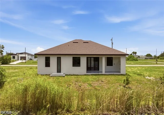 Photo 2 of Single family home for sale at 2929 Diplomat Pkwy W, Cape Coral, FL 33993 | MLS# 2026031594 | Listing updated on 2026-09-01