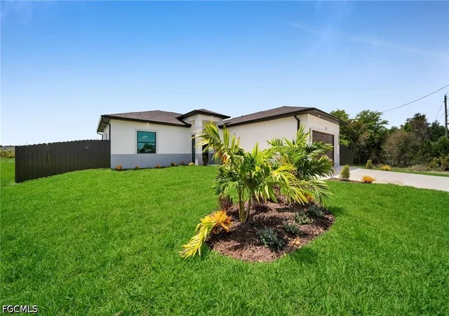 Photo 4 of Sale Pending at 136 Pageant St, Lehigh Acres, FL 33974 | MLS# 2026031637 | Listing updated on 2026-09-05