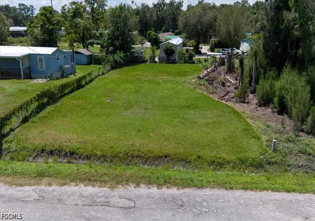 Photo 1 of Land for sale at 1043 Shawnee Ave, Labelle, FL 33935 | MLS# 2026031642 | Listing updated on 2026-09-02