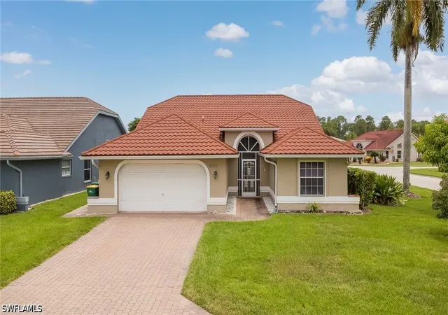 Photo 1 of Single family home for sale at 6630 Middlesex Pl, Naples, FL 34104 | MLS# 226027113 | Listing updated on 2026-09-06