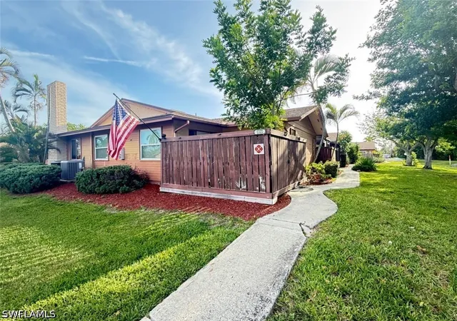 Photo 1 of Sale Pending at 6320 Royal Woods Dr, Fort Myers, FL 33908 | MLS# 226027291 | Listing updated on 2026-09-07