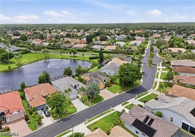 Photo 4 of Single family home for sale at 12846 Dresden Ct, Fort Myers, FL 33912 | MLS# 226027269 | Listing updated on 2026-09-29