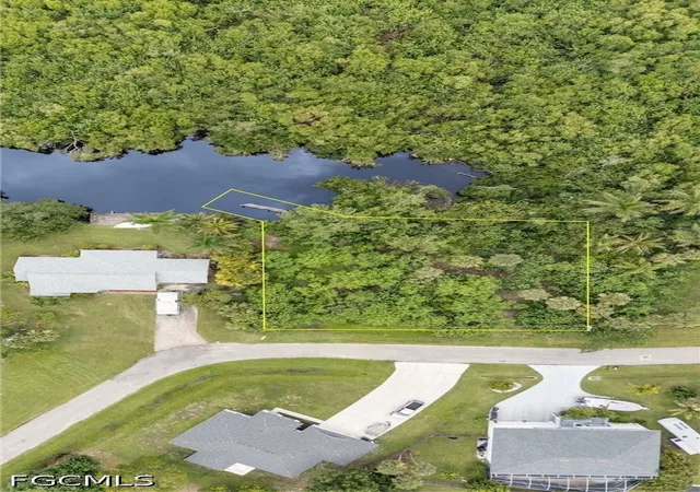 Photo 1 of Land for sale at 315 Shore Dr, Fort Myers, FL 33905 | MLS# 2026031841 | Listing updated on 2026-09-02