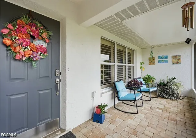Photo 4 of Single family home for sale at 1529 Crestwood Cir W, Lehigh Acres, FL 33936 | MLS# 2026031855 | Listing updated on 2026-10-02