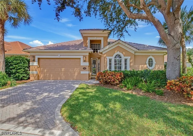 Photo 2 of Single family home for sale at 2325 Island Cvs Cir, Naples, FL 34109 | MLS# 226027392 | Listing updated on 2026-09-13