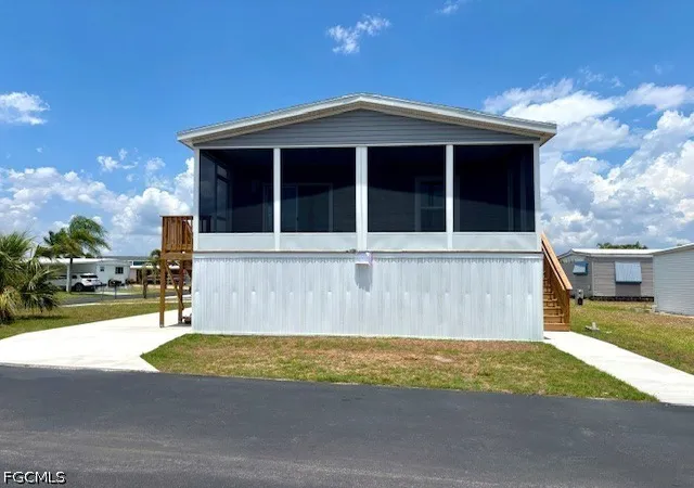 Manufactured home for sale at 302 Shoreland Dr, Fort Myers, FL 33905 | MLS# 2026032016