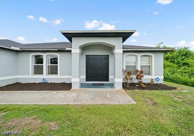 Photo 3 of Single family home for sale at 2511 20th Street Sw, Lehigh Acres, FL 33976 | MLS# 226024580 | Listing updated on 2026-09-15