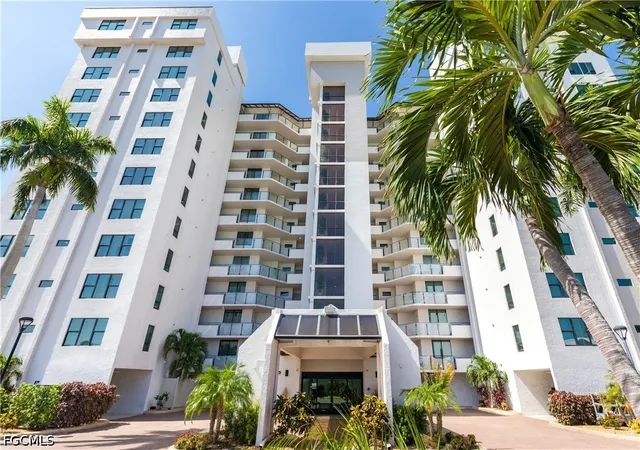 Photo 4 of Condo for sale at 18120 San Carlos Blvd #PH2, Fort Myers Beach, FL 33931 | MLS# 2026032069 | Listing updated on 2026-09-16