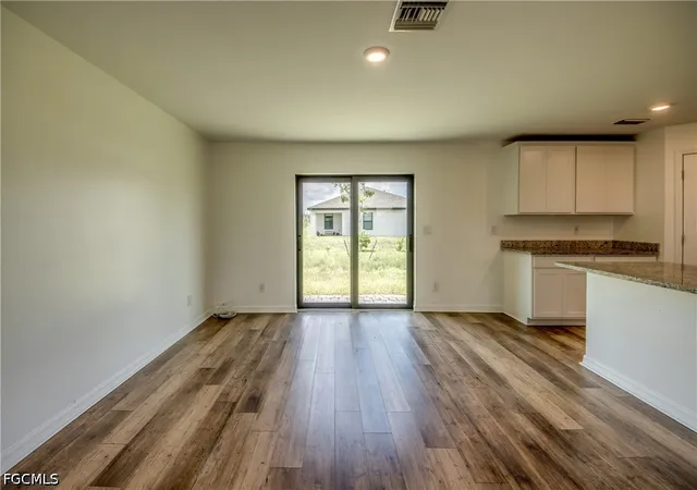 Photo 3 of Single family home for sale at 861 Winwood Cir, Fort Myers, FL 33913 | MLS# 2026032166 | Listing updated on 2026-09-11