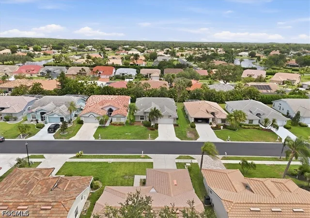 Photo 3 of Single family home for sale at 8137 Breton Cir, Fort Myers, FL 33912 | MLS# 2026032190 | Listing updated on 2026-09-02