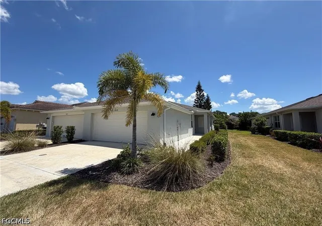 Photo 3 of Townhouse for sale at 9077 Leatherwood Loop, Lehigh Acres, FL 33936 | MLS# 2026032209 | Listing updated on 2026-09-10