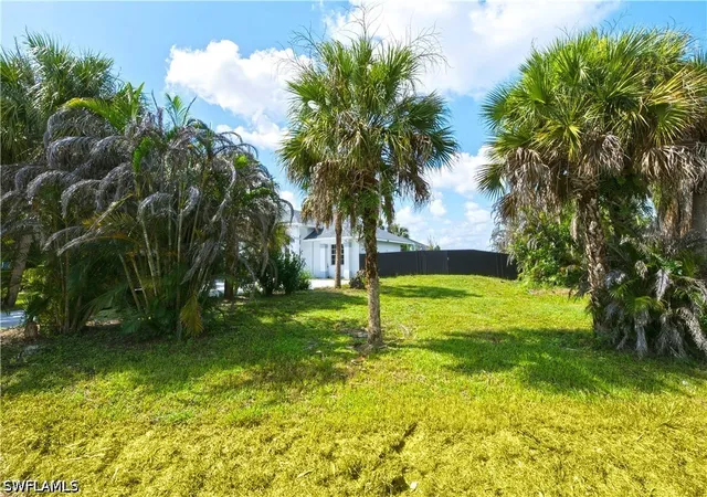 Photo 3 of Single family home for sale at 1508 E 9th Street, Lehigh Acres, FL 33972 | MLS# 226026271 | Listing updated on 2026-09-04