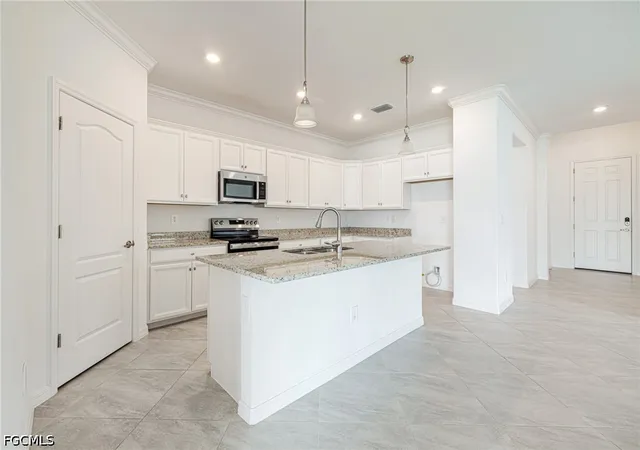 Photo 3 of Single family home for sale at 14454 Cantabria Dr, Fort Myers, FL 33905 | MLS# 2026032291 | Listing updated on 2026-09-18