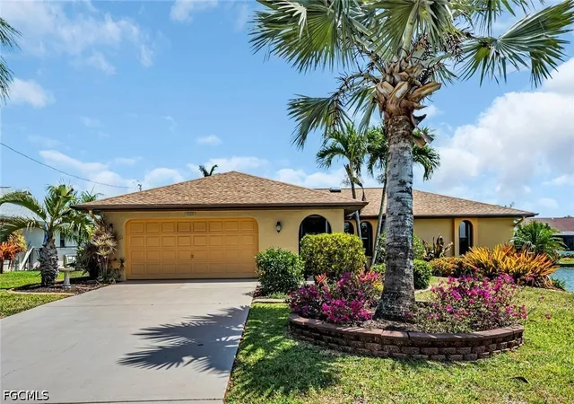 Photo 1 of Single family home for sale at 219 Se 19th Court, Cape Coral, FL 33990 | MLS# 2026032311 | Listing updated on 2026-09-10