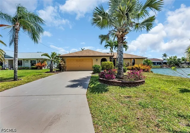 Photo 3 of Single family home for sale at 219 Se 19th Court, Cape Coral, FL 33990 | MLS# 2026032311 | Listing updated on 2026-09-10