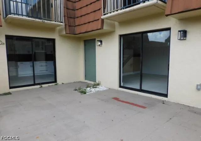 Photo 3 of Sale Pending at 5235 Cedarbend Dr #4, Fort Myers, FL 33919 | MLS# 2026032316 | Listing updated on 2026-09-07