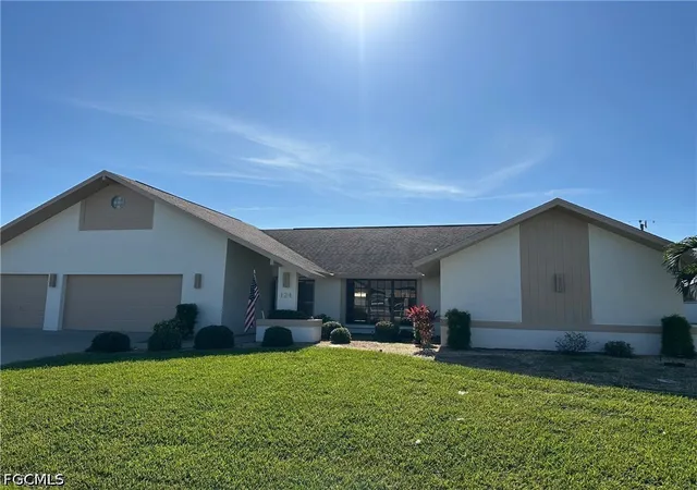 Photo 1 of Single family home for sale at 124 Se 39th Terrace, Cape Coral, FL 33904 | MLS# 2026032317 | Listing updated on 2026-09-02