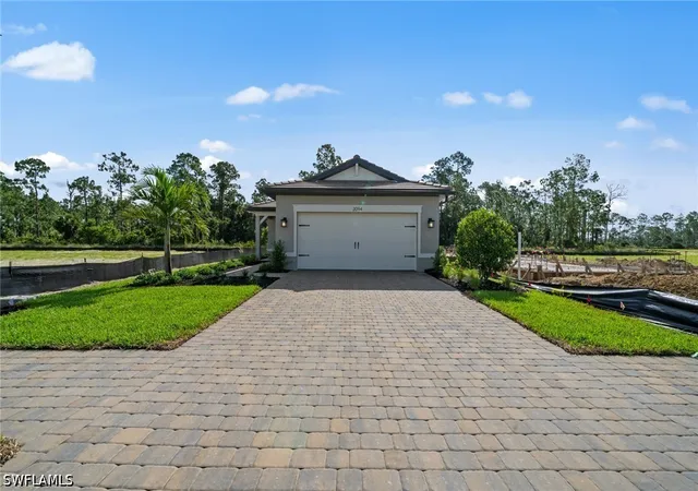 Photo 1 of Single family home for sale at 2094 Seville Ln, Naples, FL 34120 | MLS# 226027795 | Listing updated on 2026-09-16