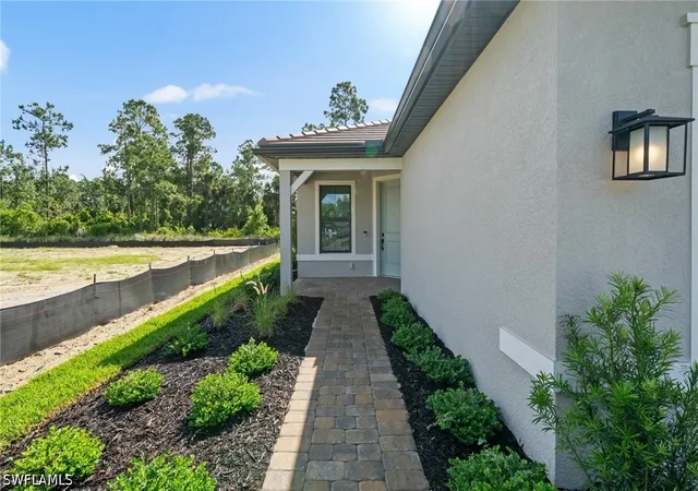 Photo 3 of Single family home for sale at 2094 Seville Ln, Naples, FL 34120 | MLS# 226027795 | Listing updated on 2026-09-16