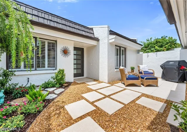 Photo 2 of Townhouse for sale at 182 Bears Paw Trl, Naples, FL 34105 | MLS# 226027418 | Listing updated on 2026-09-14