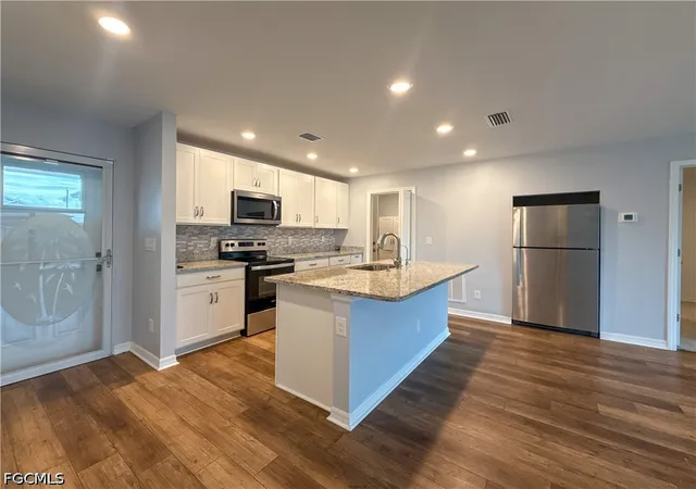 Photo 3 of Single family home for sale at 3010 Ne 6th Place, Cape Coral, FL 33909 | MLS# 2026032381 | Listing updated on 2026-09-15