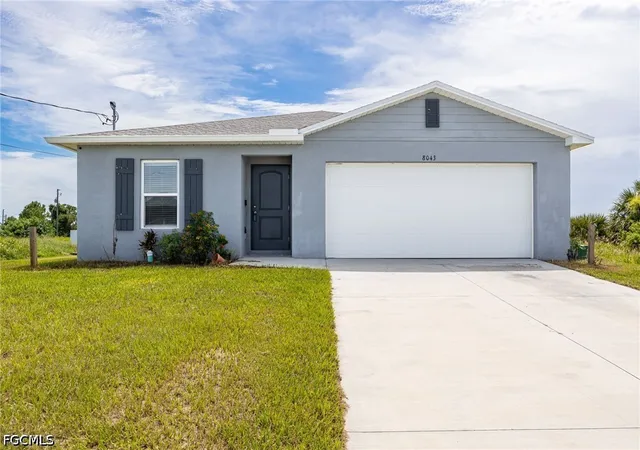 Photo 1 of Single family home for sale at 8043 Mangrove Cir, Labelle, FL 33935 | MLS# 2026032408 | Listing updated on 2026-09-15