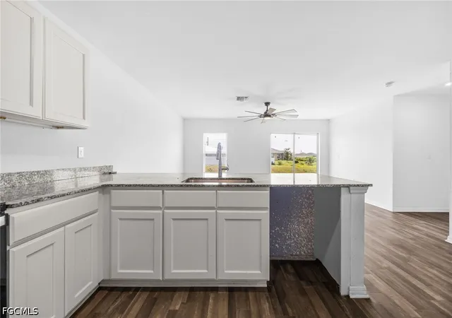 Photo 4 of Single family home for sale at 8043 Mangrove Cir, Labelle, FL 33935 | MLS# 2026032408 | Listing updated on 2026-09-15