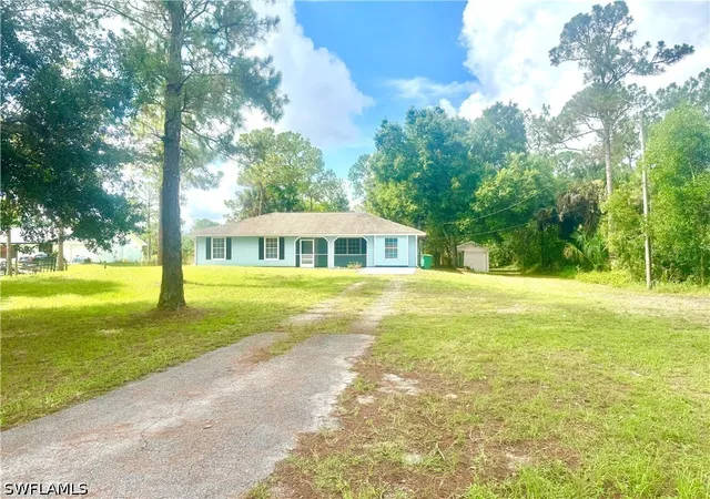 Photo 2 of Single family home for sale at 2910 6th Avenue Se, Naples, FL 34117 | MLS# 226021164 | Listing updated on 2026-09-14