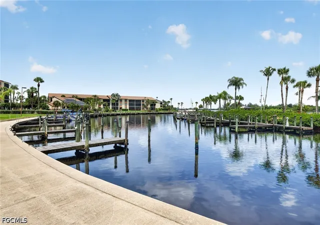 Listing Photo 4 - Condo for sale in building located at 16050 Bay Pointe Blvd, NORTH FORT MYERS, FL 33917 - Unit #106
