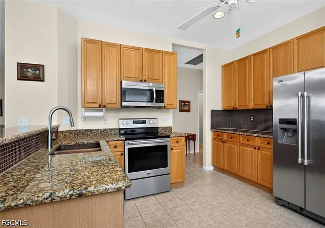 Photo 3 of Single family home for sale at 11237 Lakeland Cir, Fort Myers, FL 33913 | MLS# 2026032468 | Listing updated on 2026-09-19