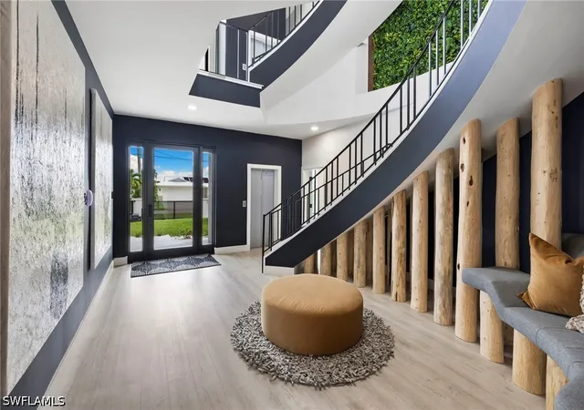 Photo 4 of Single family home for sale at 18 Pelican St E, Naples, FL 34113 | MLS# 226023652 | Listing updated on 2026-09-06