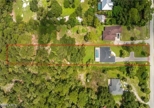 Photo 4 of Sale Pending at 2719 2nd Street NW, Naples, FL 34120 | MLS# 226027822 | Listing updated on 2026-09-03