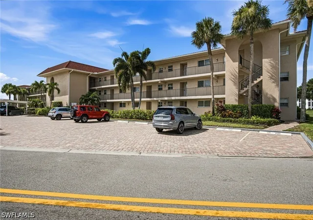 Photo 2 of Condo for sale at 9 High Point Cir N #108, Naples, FL 34103 | MLS# 226027893 | Listing updated on 2026-09-15