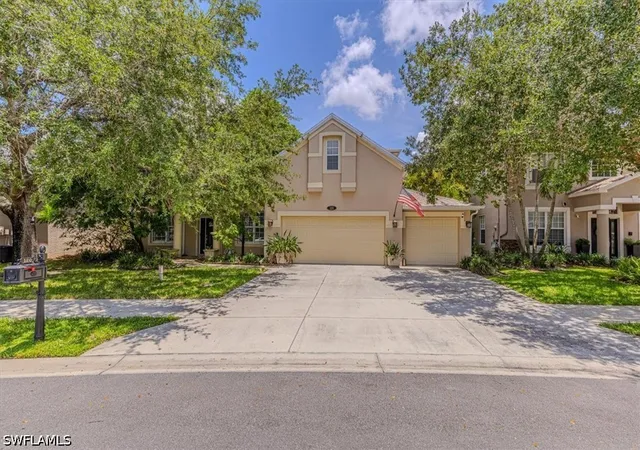 Photo 1 of Single family home for sale at 120 Burnt Pine Dr, Naples, FL 34119 | MLS# 226028007 | Listing updated on 2026-08-31