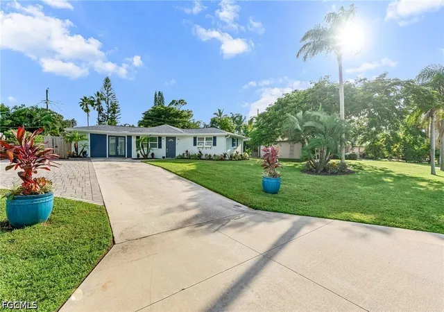 Single family home for sale at 9792 Tonya Ct, Bonita Springs, FL 34135 | MLS# 2026032659 | Listing updated on 2026-09-11