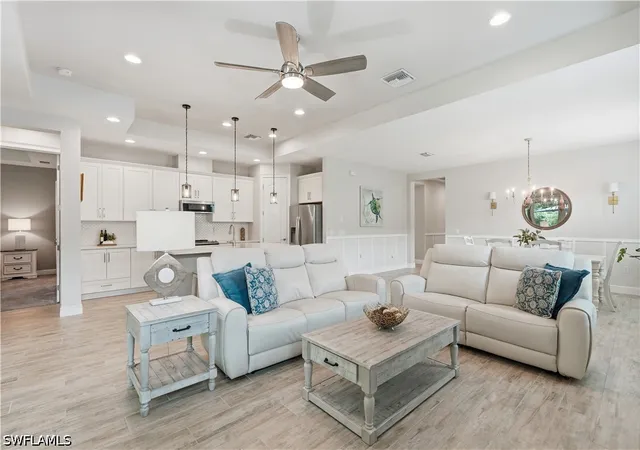 Photo 1 of Single family home for sale at 14796 Windward Ln, Naples, FL 34114 | MLS# 226027100 | Listing updated on 2026-09-16