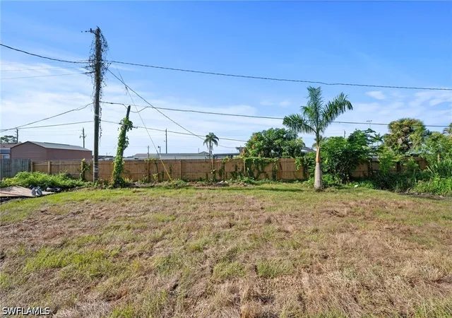 Photo 30 of Single family home for sale at 3238 Katherine St, Fort Myers, FL 33916 | MLS# 226027995 | Listing updated on 2026-09-15