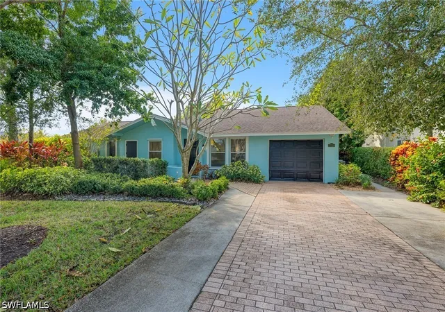 Photo 1 of Sale Pending at 27218 Barefoot Ln, Bonita Springs, FL 34135 | MLS# 226028102 | Listing updated on 2026-09-04