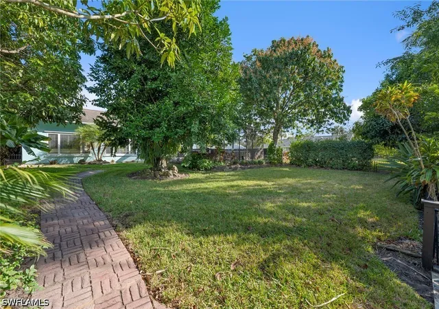 Photo 2 of Sale Pending at 27218 Barefoot Ln, Bonita Springs, FL 34135 | MLS# 226028102 | Listing updated on 2026-09-04