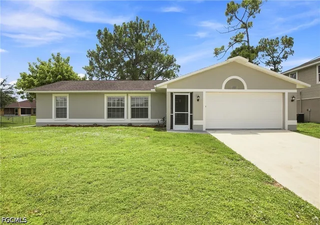 Photo 1 of Single family home for sale at 3901 16th Street W, Lehigh Acres, FL 33971 | MLS# 2026032775 | Listing updated on 2026-10-19