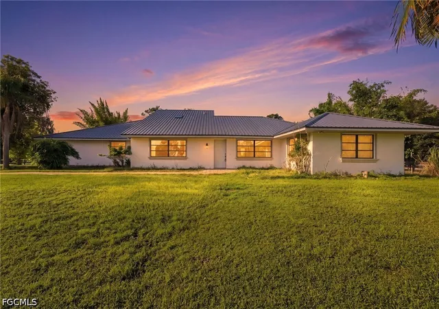 Photo 2 of Single family home for sale at 9200 Nalle Grade Rd, North Fort Myers, FL 33917 | MLS# 2026032790 | Listing updated on 2026-09-13