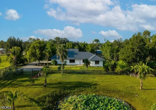 Photo 3 of Single family home for sale at 9200 Nalle Grade Rd, North Fort Myers, FL 33917 | MLS# 2026032790 | Listing updated on 2026-09-13