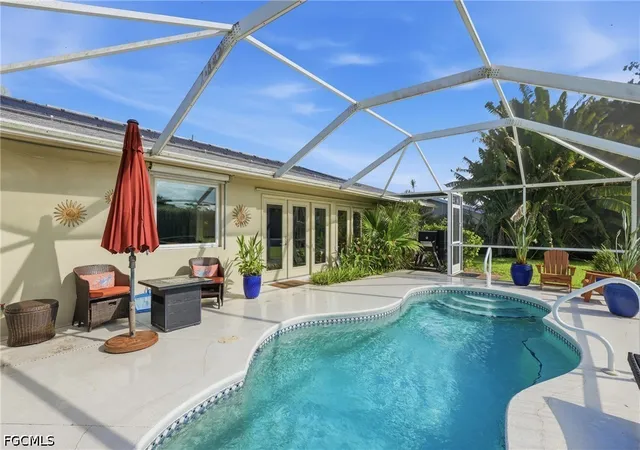 Photo 2 of Sale Pending at 6561 E Town And River Rd, Fort Myers, FL 33919 | MLS# 2026032799 | Listing updated on 2026-09-09
