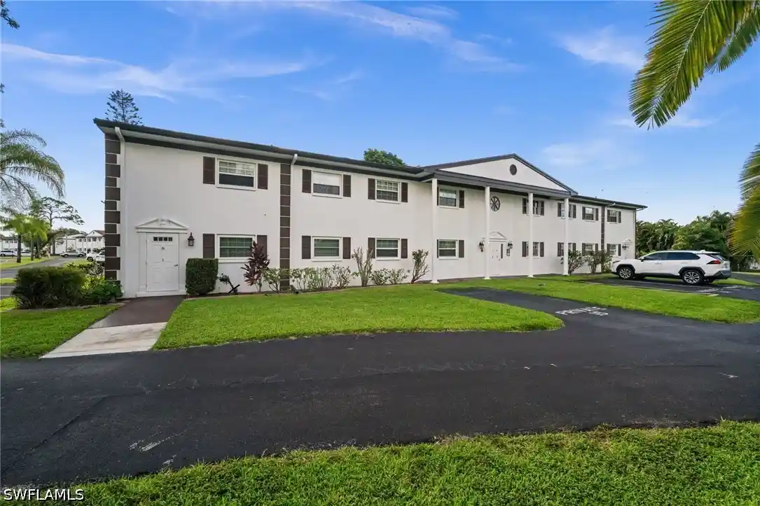 Listing Photo 1 - Condo for sale in 7001 New Post Dr located at 7001 New Post Dr, North Fort Myers, FL 33917 - Unit 7001 New Post Dr