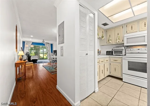 Listing Photo 5 - Condo for sale in building located at 7001 New Post Dr, North Fort Myers, FL 33917 - Unit #3