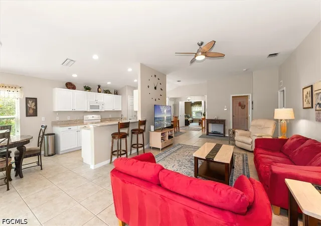 Photo 2 of Townhouse for sale at 10053 Colonial Country Clb Blvd, Fort Myers, FL 33913 | MLS# 2026032846 | Listing updated on 2026-09-10
