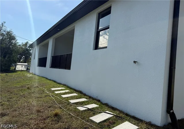 Photo 4 of House for sale at 15335 Wall Dr #337, Fort Myers, FL 33908 | MLS# 2026032854 | Listing updated on 2026-09-02