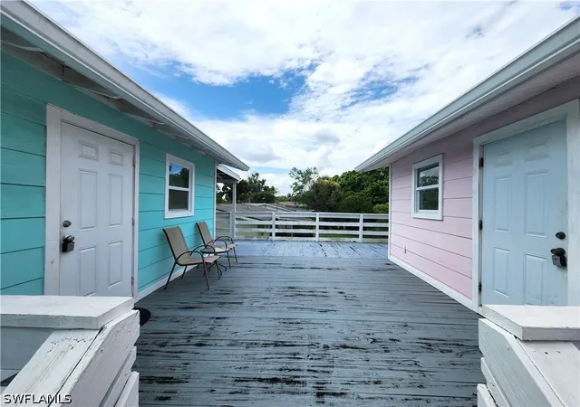 Listing Photo 5 - Condo for sale in building located at 1480/1482 Lura Ave, Fort Myers, FL 33916