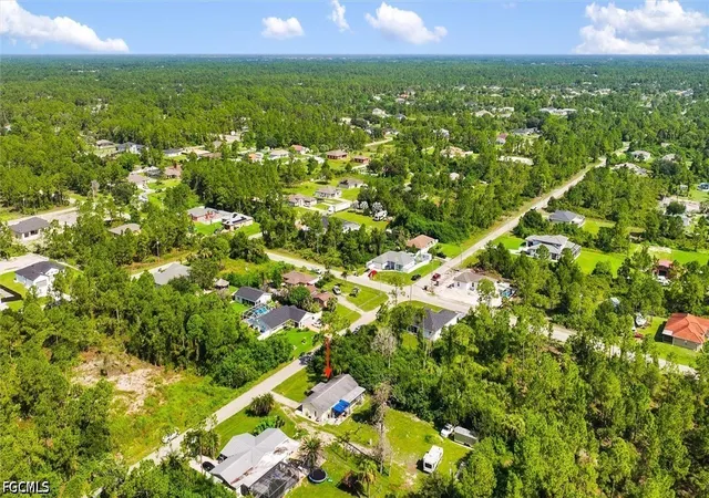 Photo 4 of Single family home for sale at 918 Mckinley Ave, Lehigh Acres, FL 33972 | MLS# 2026032892 | Listing updated on 2026-10-05